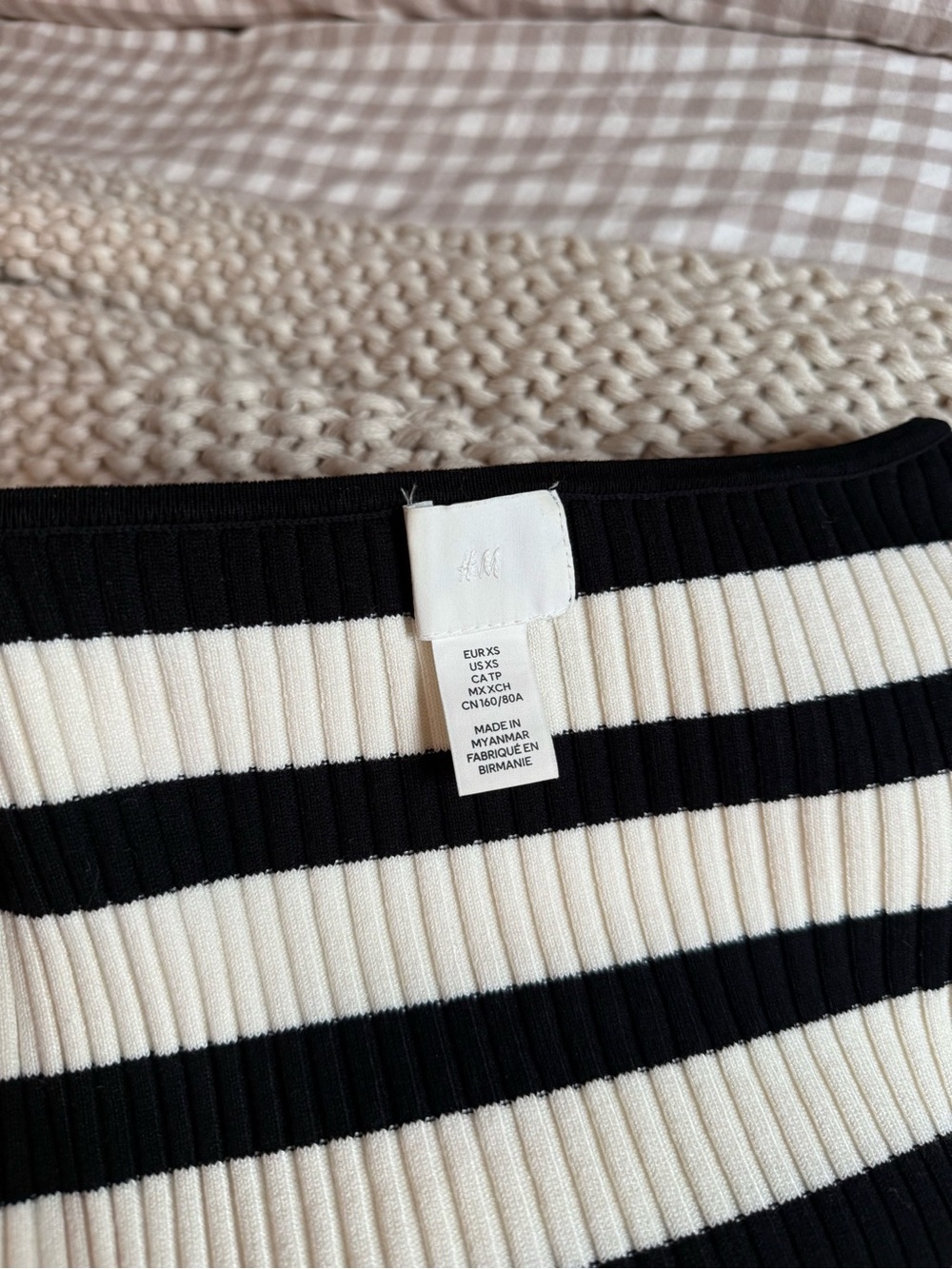 H&M Rib-Knit Long Sleeve Top - Picture 5 of 5